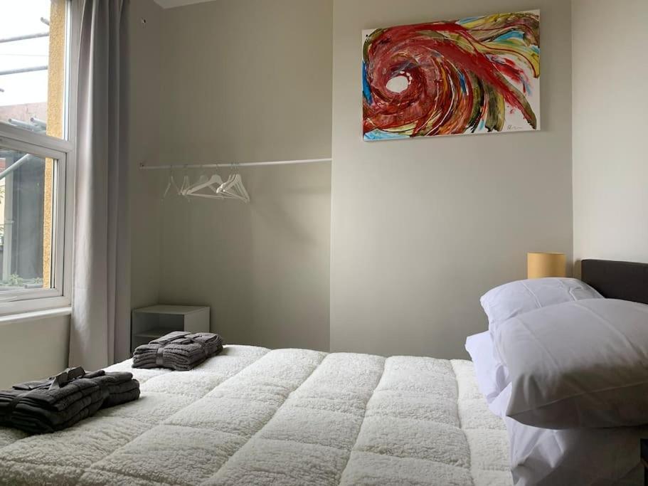 Central 2 Bed Flat. Free Parking Bristol Exterior foto